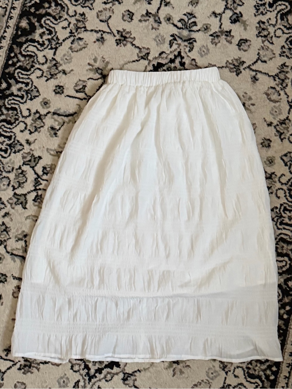Women's White Elastic Waist Midi Skirt